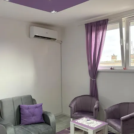 Lilly Apartment *